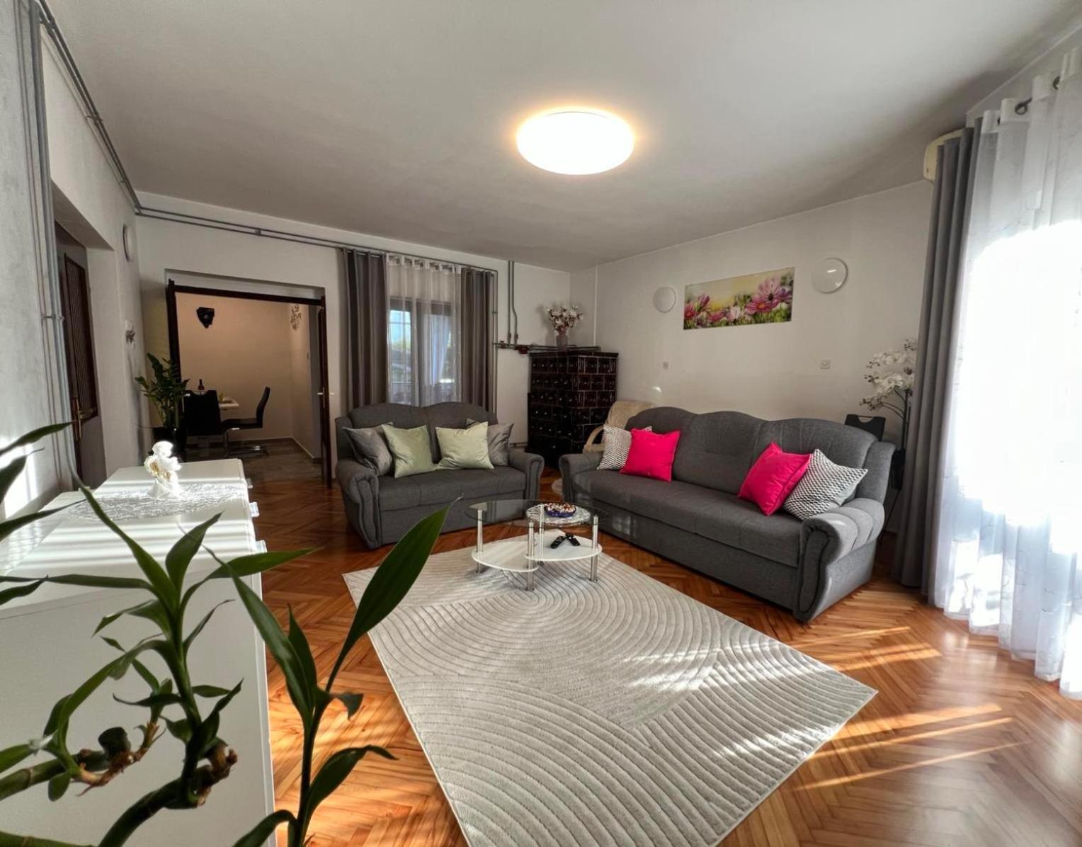 Apartment Tigo - 2 Bedrooms, 2 Bathrooms, Terrace And Big Garden Фажана Экстерьер фото